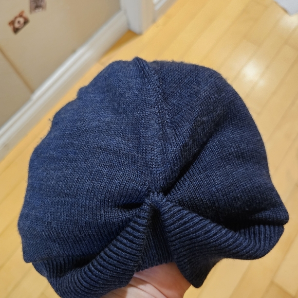 Lululemon merino wool Sherpa lined toque - Picture 6 of 7